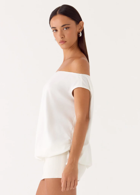 Nur heute 70 % Rabatt auf das Leighken Strick-Minikleid