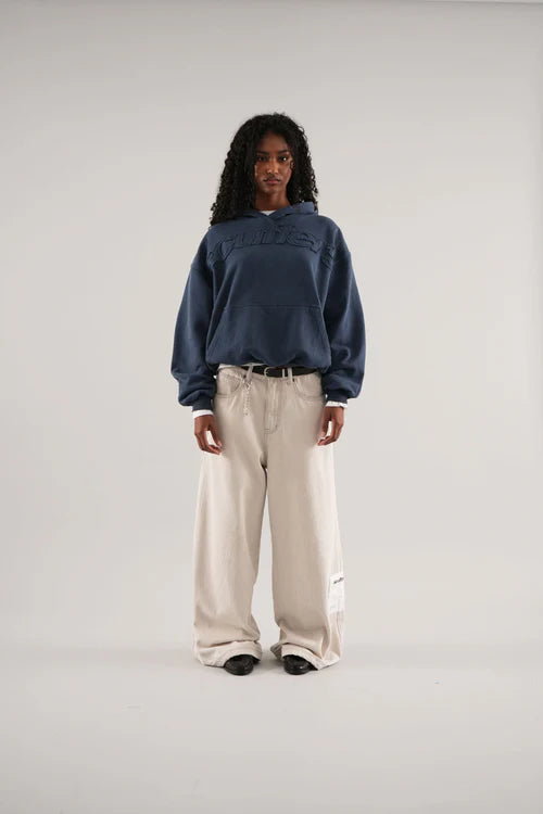 Profitez aujourd'hui seulement de 70 % de réduction sur le sweat à capuche Tonal Statement