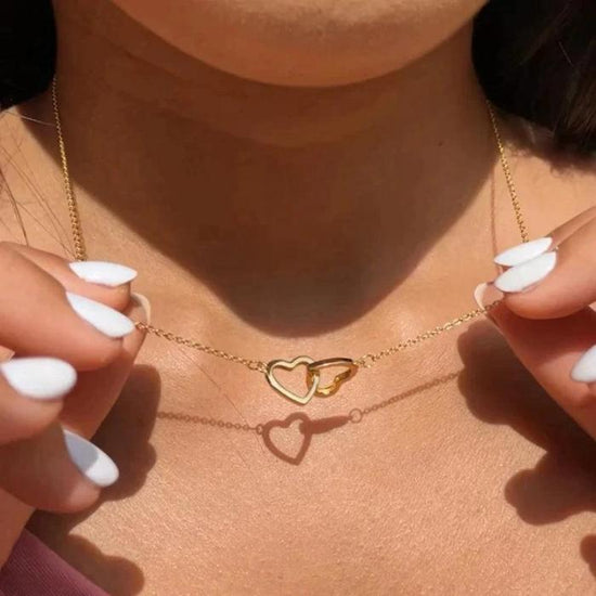 The Bella Clothing Necklace ✨