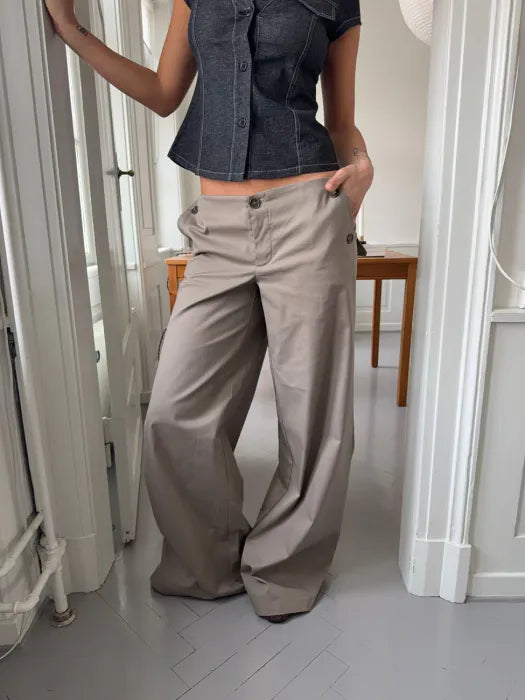 Sichern Sie sich heute 70 % Rabatt auf Off-Duty Parisienne