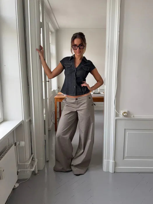 Sichern Sie sich heute 70 % Rabatt auf Off-Duty Parisienne