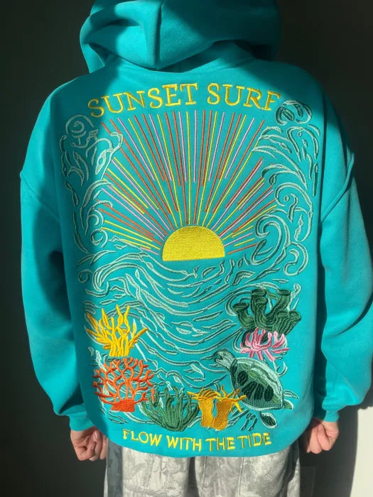 Profitez aujourd'hui seulement de 70 % de réduction sur le sweat à capuche Sunset Surf.